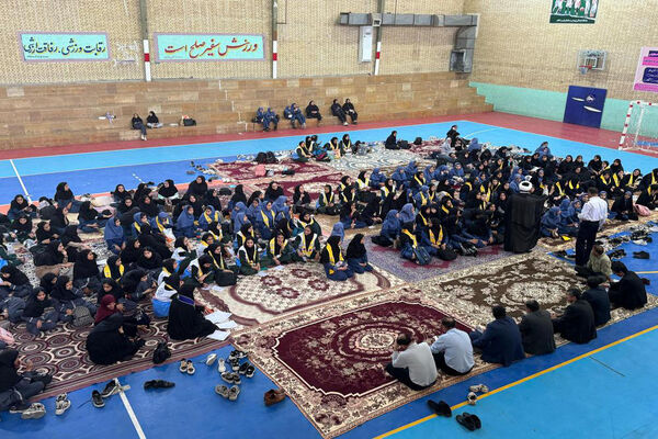 اردوی تمشک دختران شهرستان‌های جنوبی استان بوشهر در کنگان
