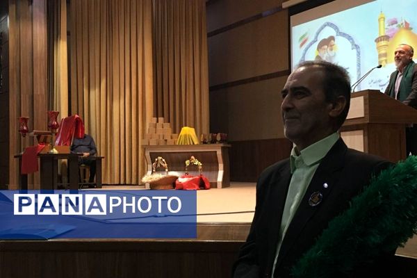 تقدیر از خادمیاران، خیرین، پرستاران، خانواده شهدا و فعالین حوزه رسانه ستاد بازسازی عتبات عالیات شهرستان قدس 