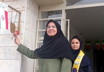 چهل و هفتمین زنگ انقلاب در دبیرستان مهر نیشابور 