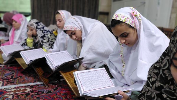 نخستین روز اعتکاف در مسجد جامع ناحیه 1 کرج 