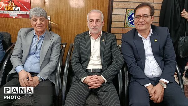 گرامیداشت روز جهانی تخم‌ مرغ در قم