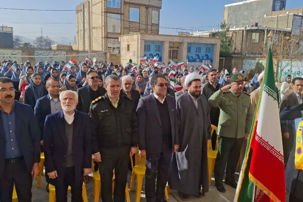 جشن سالگرد پیروزی انقلاب اسلامی در مدارس شهرستان صحنه
