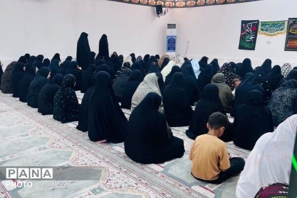 شکوه بندگی در مصلای رودبار جنوب