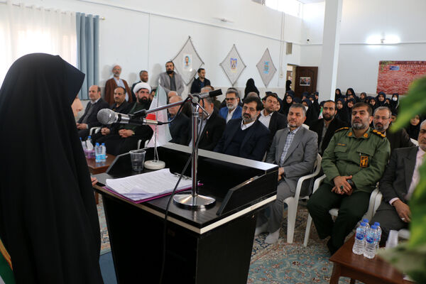 برپایی جشن «حضور تا ظهور» در دبیرستان شهیده حسنی سعدی قم