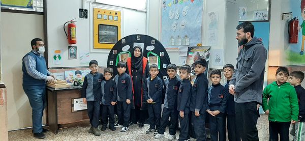 گرامیداشت سالگردشهیدحاج قاسم سلیمانی در نمازخانه مدرسه هدی و  دبستان هیات امنایی فرهنگ