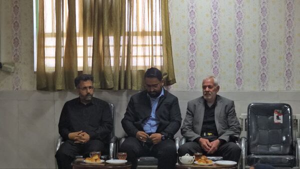 برگزاری مراسم بزرگداشت خانواده شهید تشکری در دبیرستان شاهد فردوس