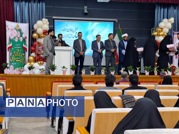 تجلیل از فعالین حوزه پرورشی ناحیه 6 مشهد