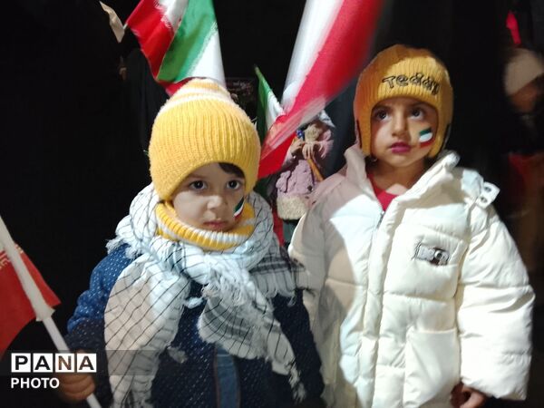 دهه نودی ها برای انتقام خون هم کلاسی‌هایشان به میدان آمدند