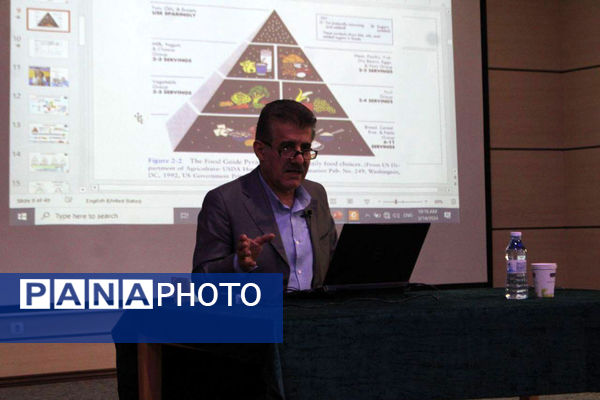  دومین نشست سالانه معلمان تربیت‌بدنی استان آذربایجان شرقی
