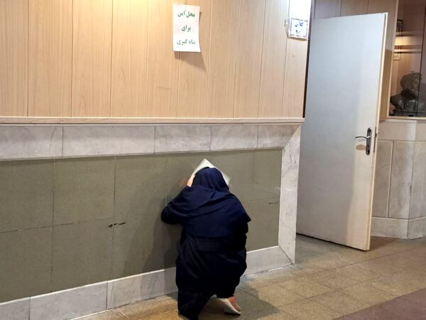 مانور زلزله در مدرسه مصلی نژاد ناحیه 6