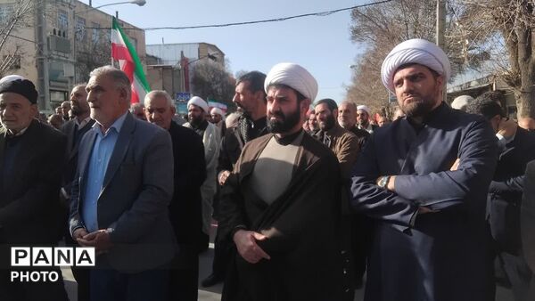 هم‌نوایی مردم نورآباد در سوگ ششمین اختر تابناک امامت