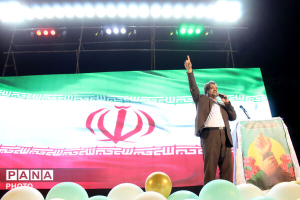 جشن ۲ هزار نفری تکلیف دختران یزد