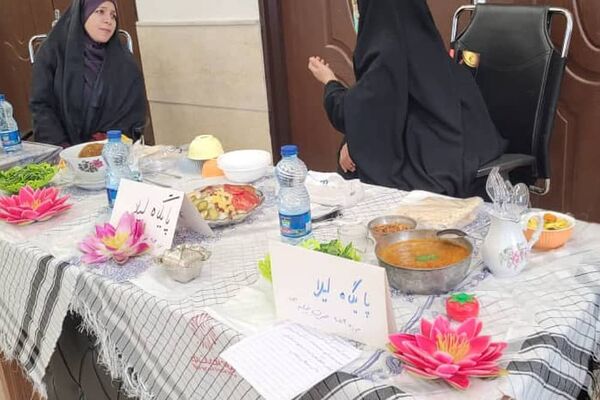 جشنواره غذاهای بومی محلی در سرای محله نسیم شهر