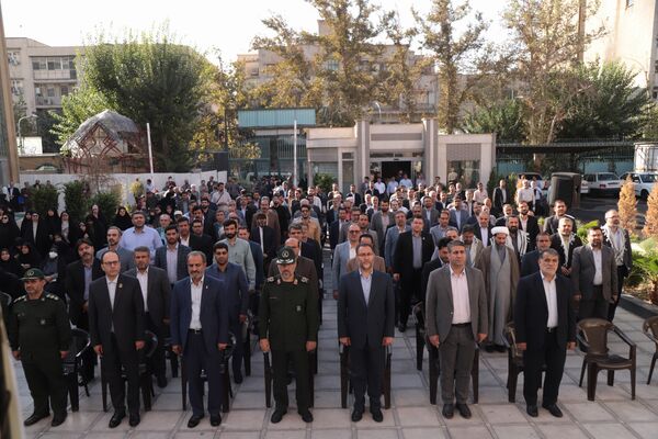 صبحگاه مشترک بسیج فرهنگیان اداره‌‌کل آموزش و پرورش شهر تهران 