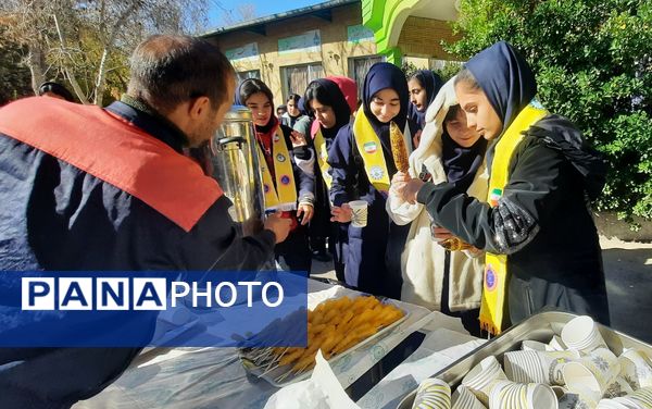 اردوی تمشک ویژه دانش‌آموزان ناحیه یک مشهد