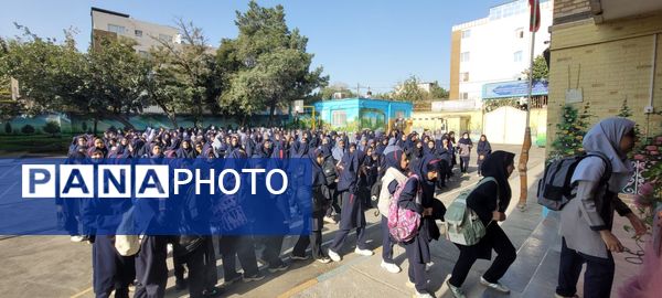 مهر در مدرسه مهدی خدابنده