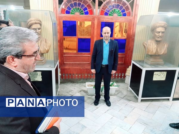 بازدید معاون وزیر و رئیس مرکز اطلاع رسانی و روابط عمومی وزارت آموزش و پرورش از مدرسه ماندگار سعادت بوشهر