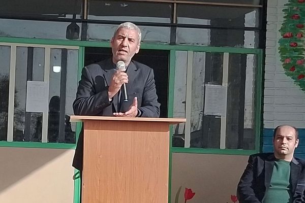 بصیرت یکی از دستاوردهای مهم انقلاب اسلامی ایران است