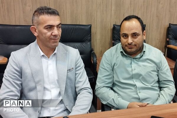 آئین تجلیل از فعالان حوزه پرورشی مدارس متوسطه بهارستان دو