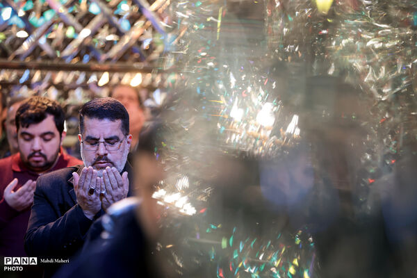 اقامه نماز عید سعید فطر در آستان مقدس امام زاده صالح(ع)
