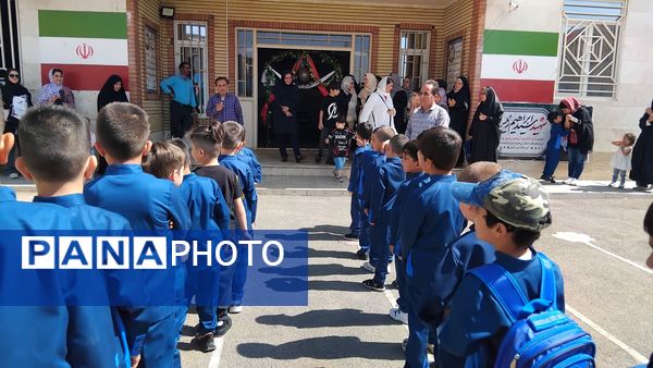 جشن ورود شکوفه‌های محلاتی به کلاس اول