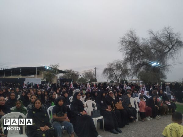  یاد فرشتگان آسمانی در گلزار شهدای دبستان شجره طیبه