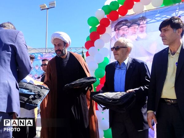 همایش «چرخ امید» با رویکرد ترویج سلامت و نشاط دانش‌آموزی