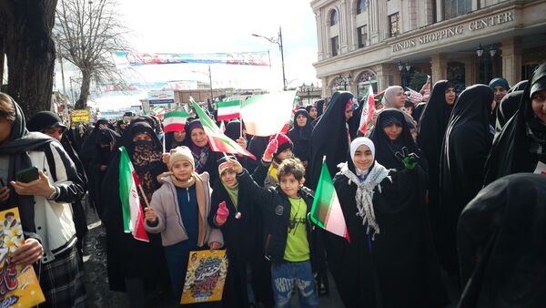 راهپیمایی 22 بهمن در مه ولات 