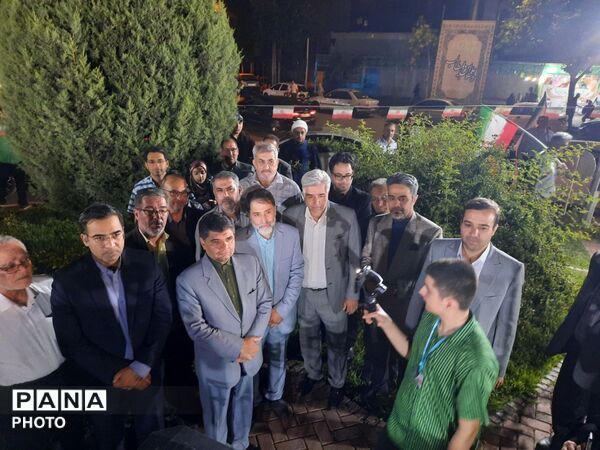 حضور فرماندار مشهد در جشن عید غدیر در میدان دانشجو