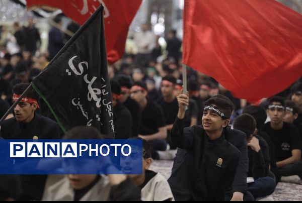 مراسم احلی من العسل در جوار حرم مطهر امام هشتم شیعیان(ع)