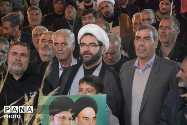 پنجاه‌وهفت شب مقاومت و وفاداری در قروه؛ تجدید پیمان در میدان سردار سلیمانی