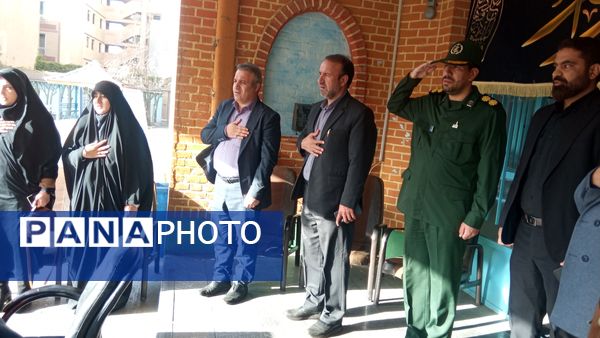 مراسم سیزدهم آبان ماه در مدرسه الزهرا با هدف استکبار ستیزی 