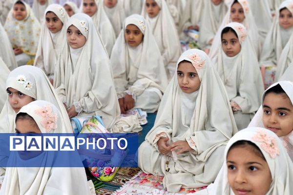 آغاز فصل بندگی دانش‌آموزان قرچک در جشن تکلیف