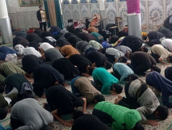 اختتامیه اعتکاف دانش‌آموزی در مسجد ابوالفضل زاهدان