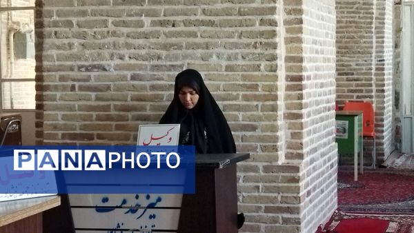 میز خدمت ادارات نیشابور در نماز جمعه 