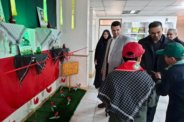 گرامیداشت حماسه 9 دی در دبستان شاهد شهید قدوسی ناحیه 2 شهرری 