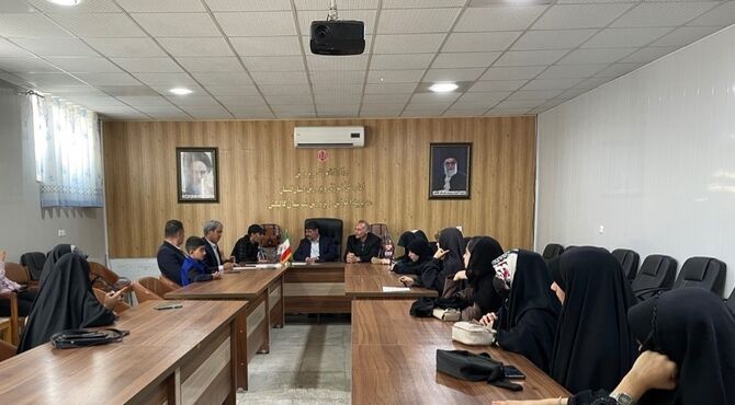 نشست صمیمی خبرنگاران شهرستان گالیکش با مدیر آموزش و پرورش