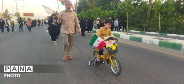 دوچرخه هایی در راه میهن