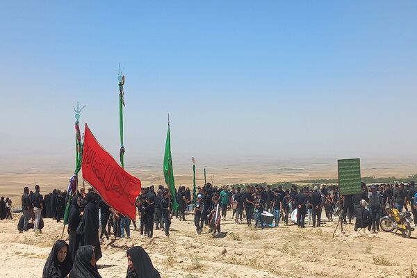 مراسم سوگواری سالار شهیدان حضرت اباعبدالله الحسین (ع) در روستای گزکوه 