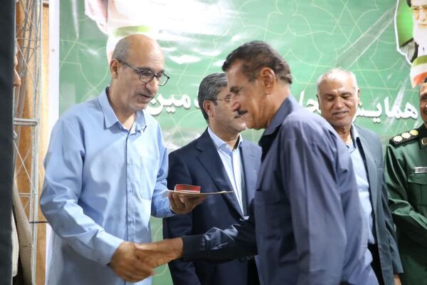 آیین تجلیل از ۱۵۰ خادم موکب شهدای گمنام بندرخمیر