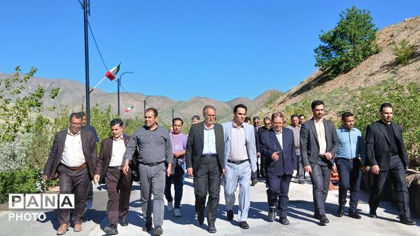 افتتاح پیاده‌راه ۸۰۰ متری شهید خیامیان در تویسرکان