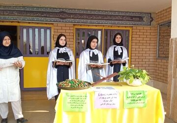 جشن ولادت حضرت زینب(س) در آموزشگاه شهدای مدافع حرم ملارد