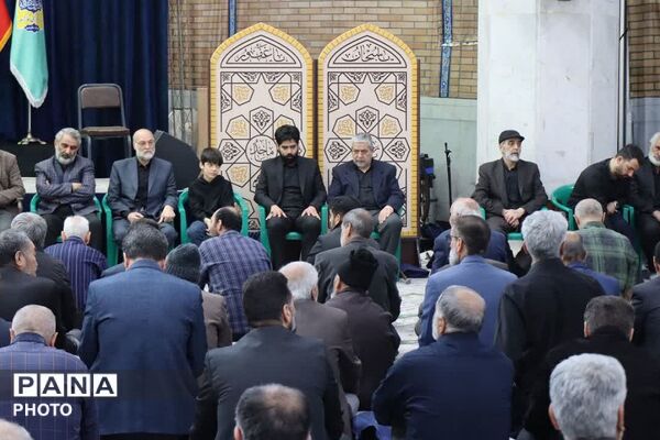 گرامیداشت اربعین رهبر شهید انقلاب و شهدای جنگ رمضان در نماز جمعه باقرشهر و کهریزک 