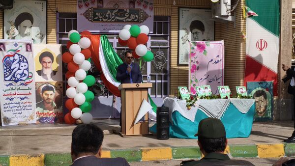 طنین گلبانگ انقلاب در دبیرستان شبانه روزی همای رحمت شهرستان سرخس