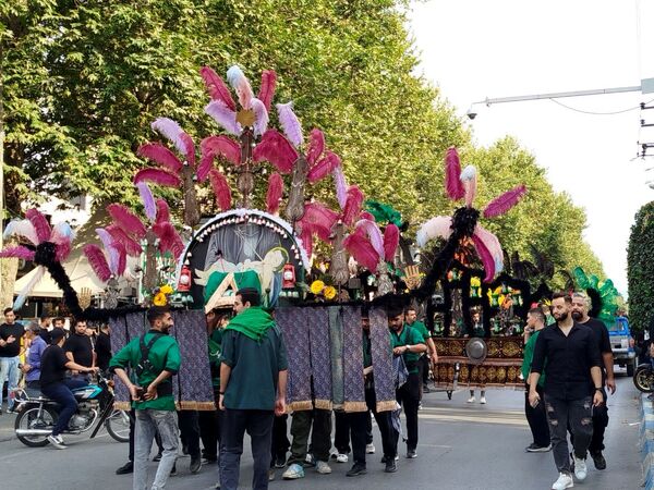 آیین علم‌گردانی ماه محرم در آمل