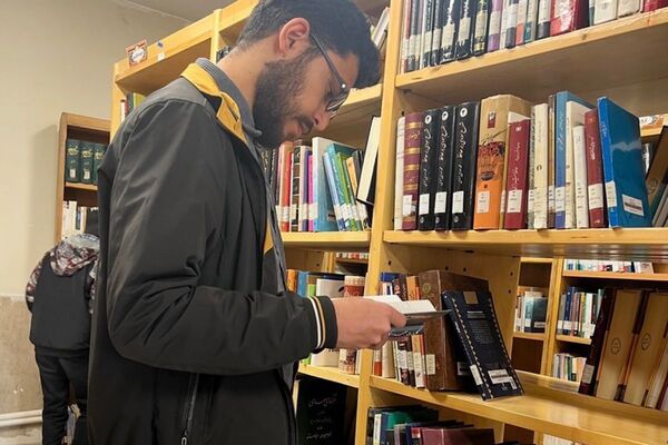 هفته کتاب با سه رویداد فرهنگی در شهرستان فیروزکوه کلید خورد