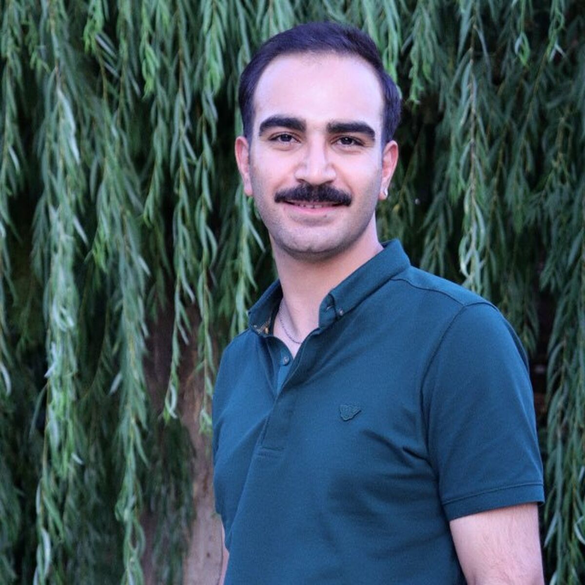 تئاتر آینه آنچه هست نیست، پیش‌درآمد آن چیزی است که می‌تواند باشد