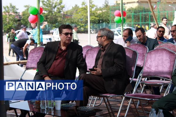 آیین افتتاحیه بزرگترین زمین چمن مصنوعی آموزش و پرورش خراسان رضوی در حاشیه شهر مشهد 
