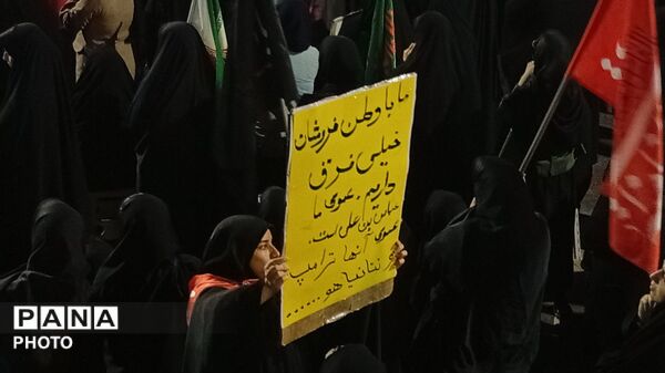 به یادِ ناله‌هایی که در خرابه به زنجیر کشیده شد