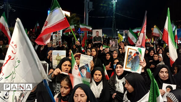چهل وهفتمین قرار شبانه همچنان لبیک گویان در خیابان‌های کوهدشت